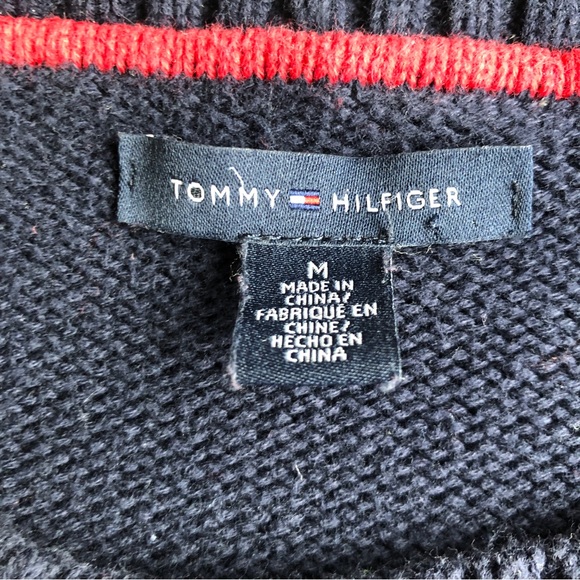 TOMMY HILFIGER MAVY KNITTED BIG LOGO SWEATER SIZE MEDIUM - Picture 5 of 8